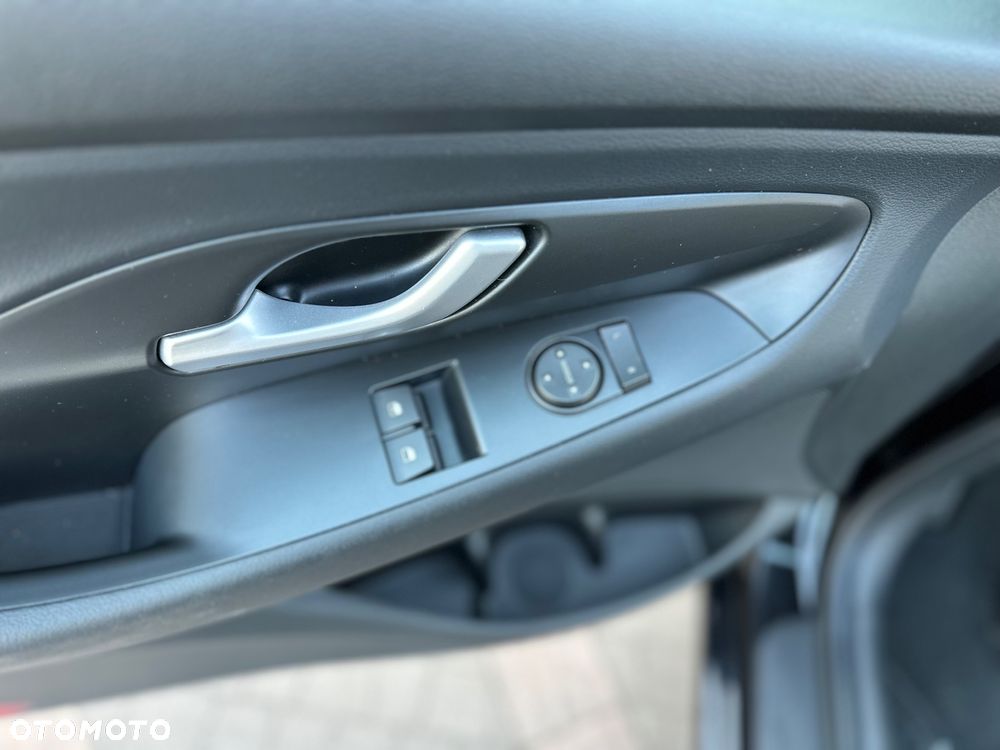 Hyundai i30 1.4 Classic - 25