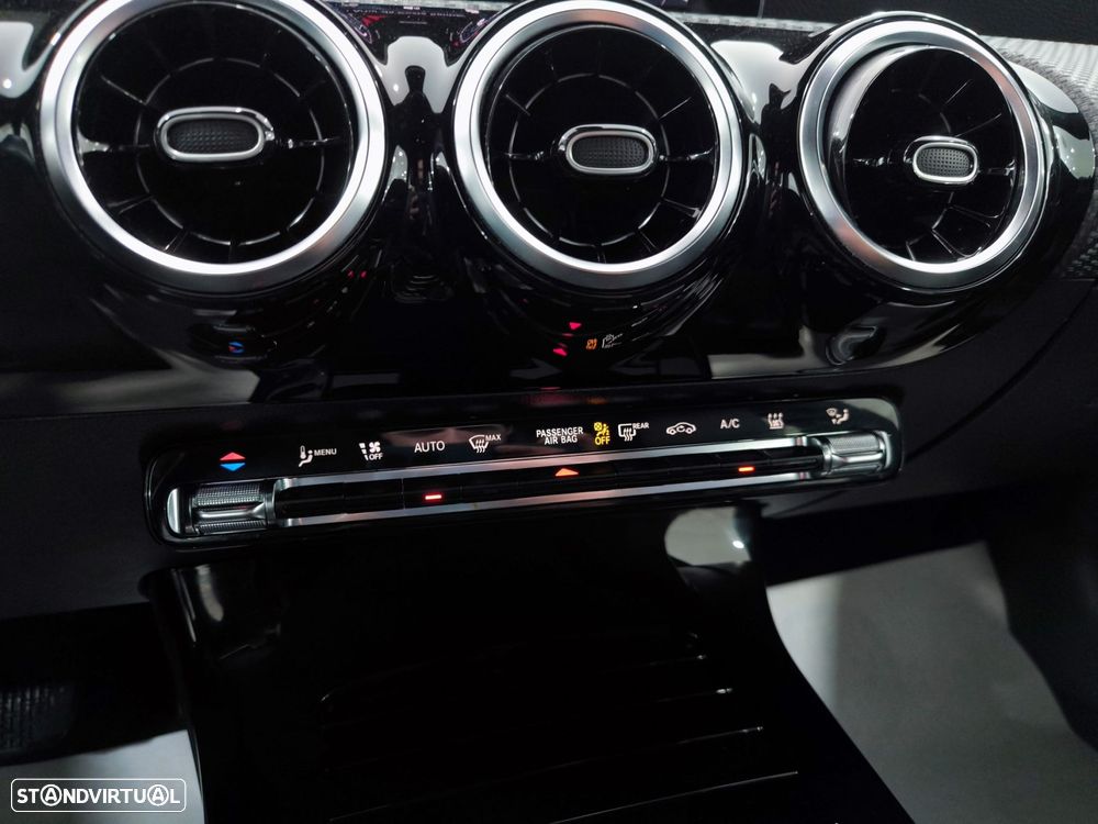 Mercedes-Benz CLA 250 e Shooting Brake Progressive - 15