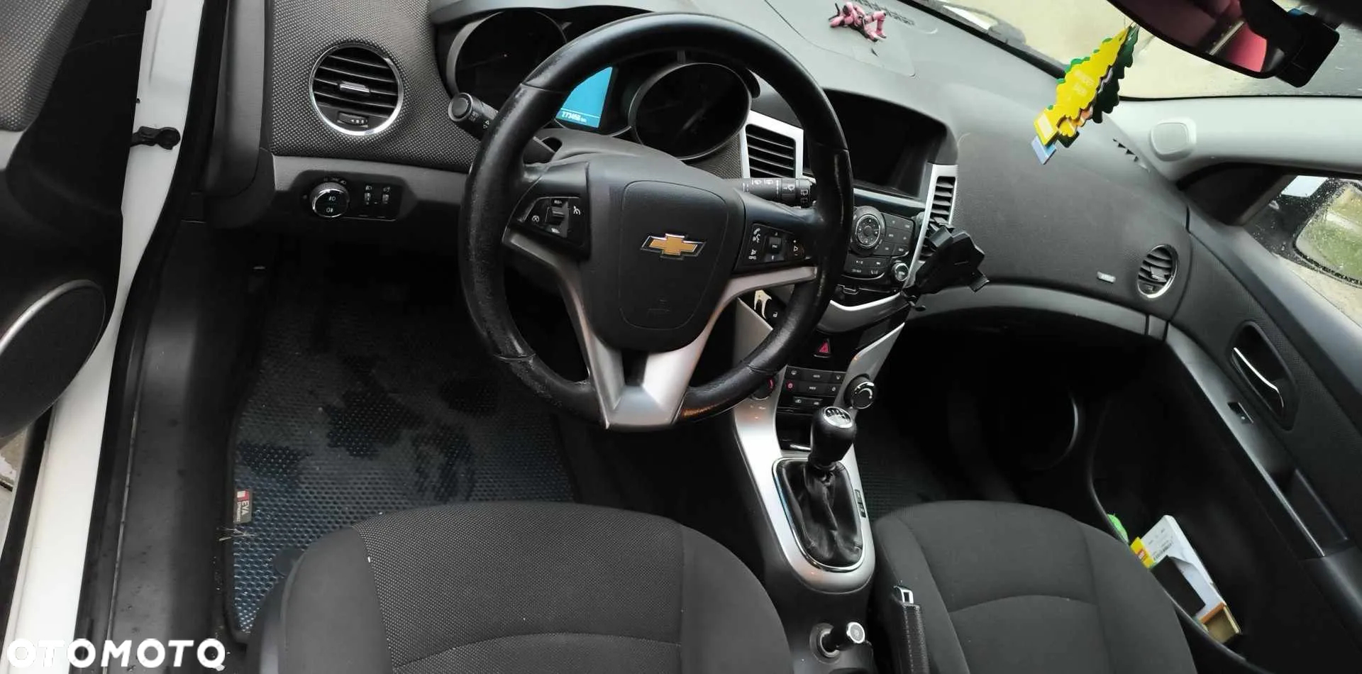 Chevrolet Cruze 1.7 D LT+ - 8