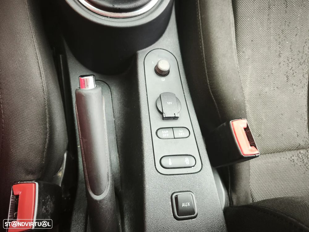 SEAT Leon 2.0 TDI DPF FR - 11