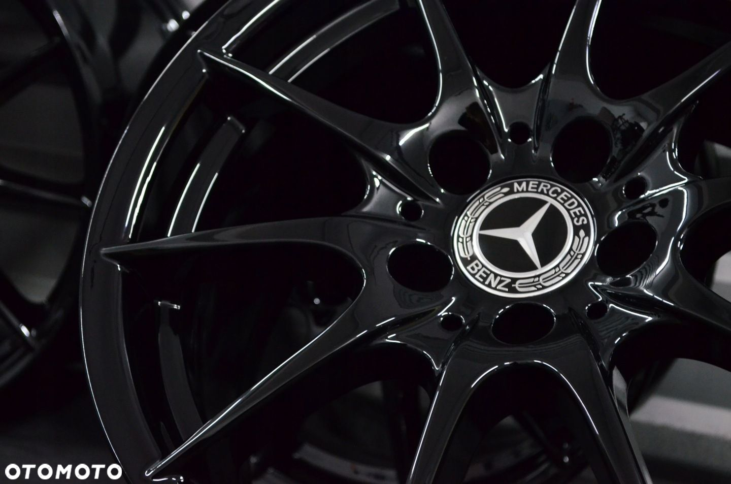 Felgi 5x112 8,5x17 Mercedes CLS W218 ORYGINAŁ - 6
