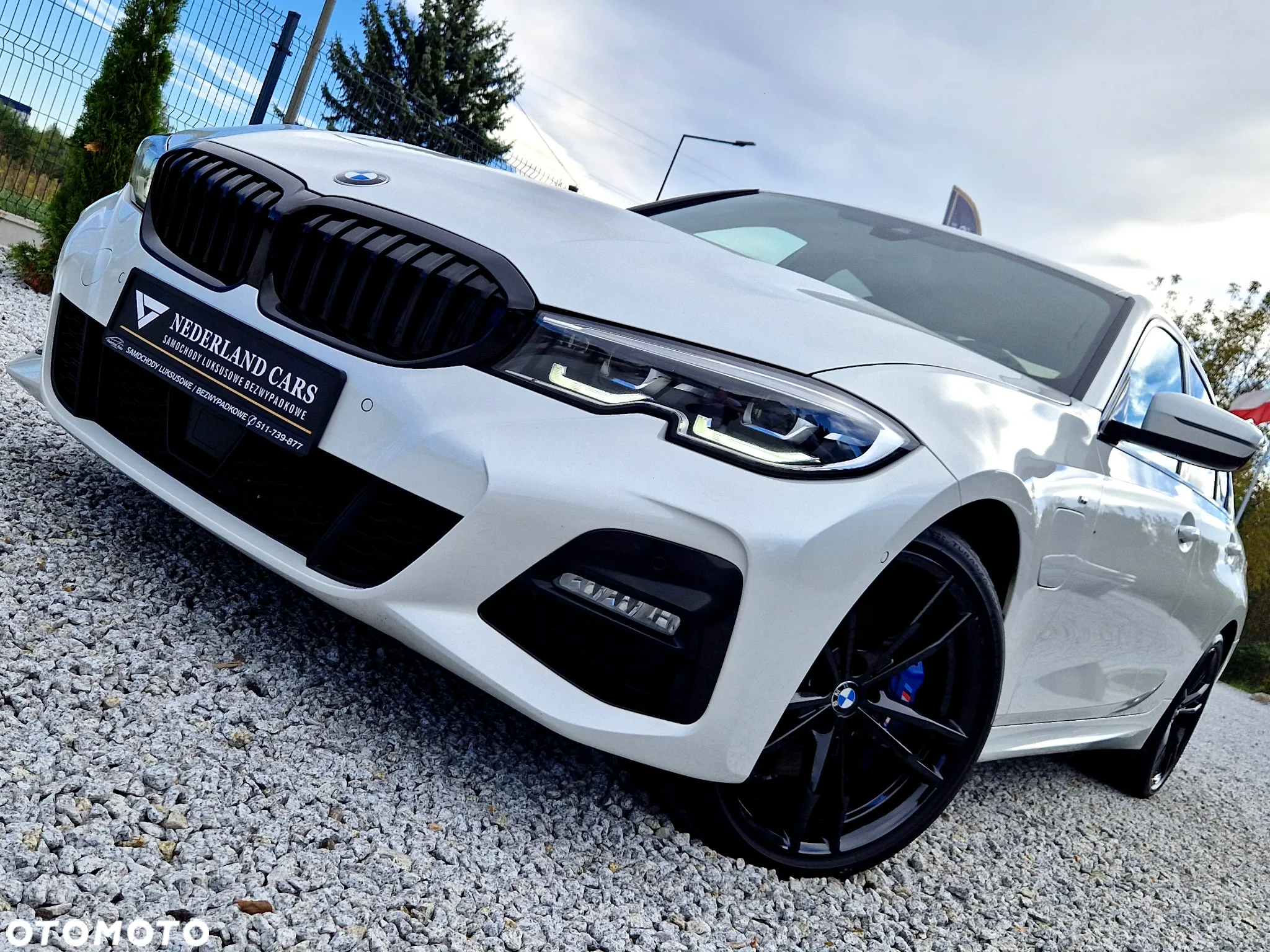 BMW Seria 3 330e M Sport sport - 2