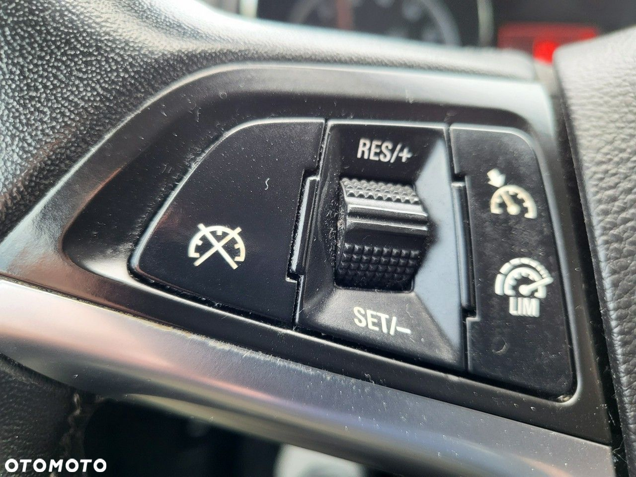 Opel Astra - 36