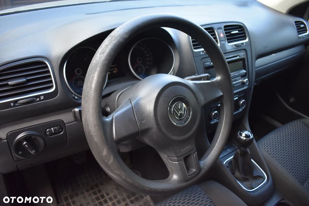 Volkswagen Golf - 12