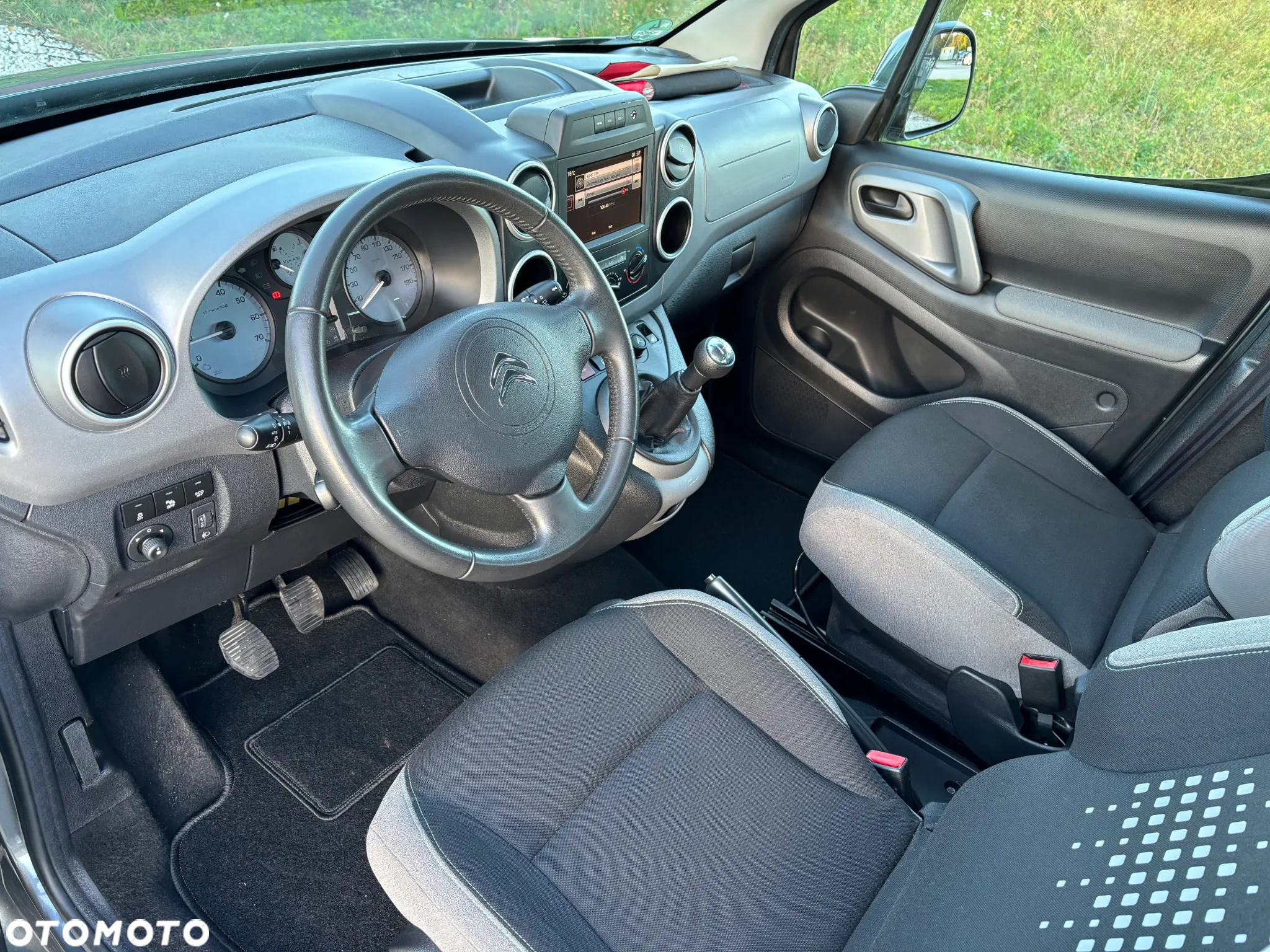 Citroën Berlingo Multispace BlueHDi 100 FEEL - 19
