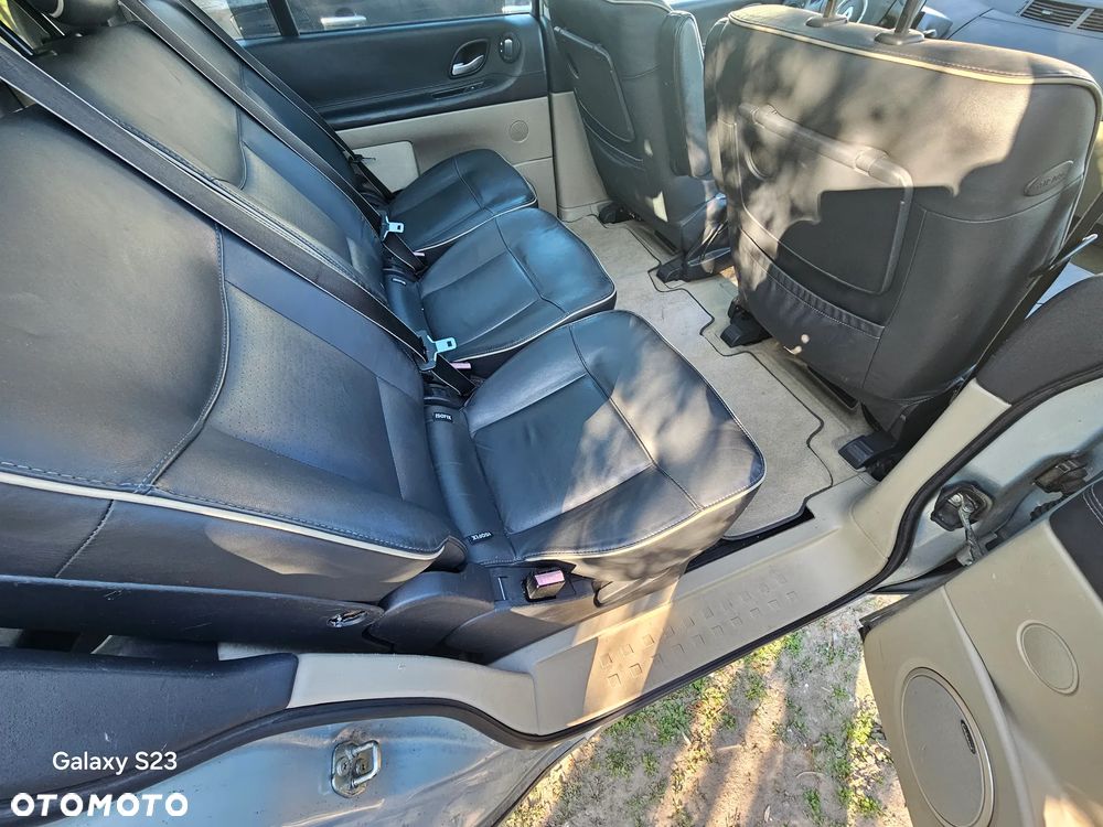 Renault Espace 3.5 Initiale - 28