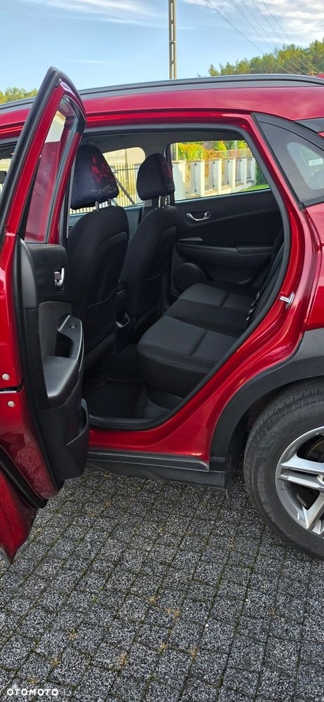 Hyundai Kona - 23