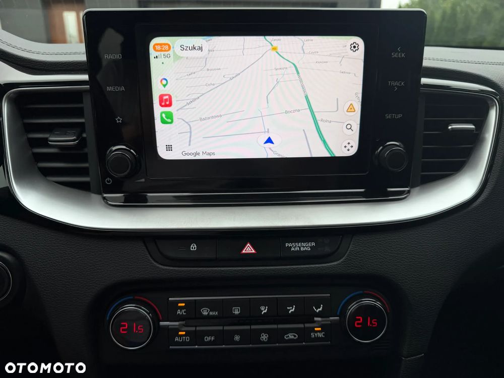 Kia Ceed 1.6 CRDi mHEV L - 14