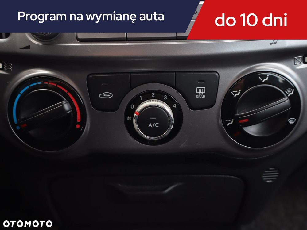 Hyundai i20 - 18