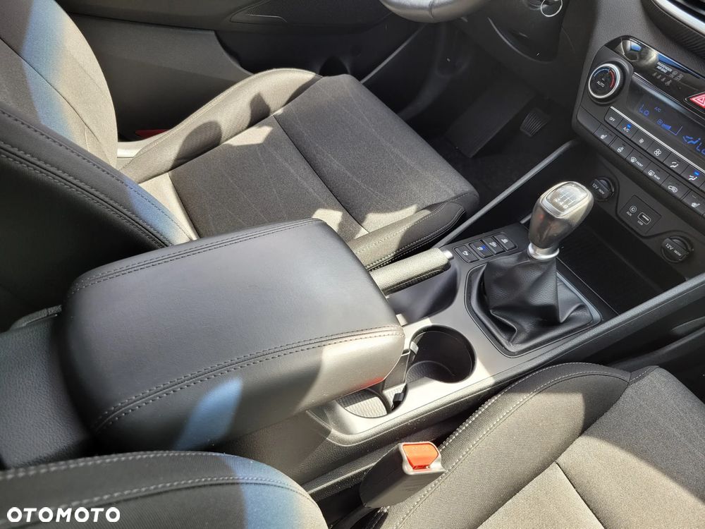 Hyundai Tucson 1.6 Turbo 2WD Advantage - 18