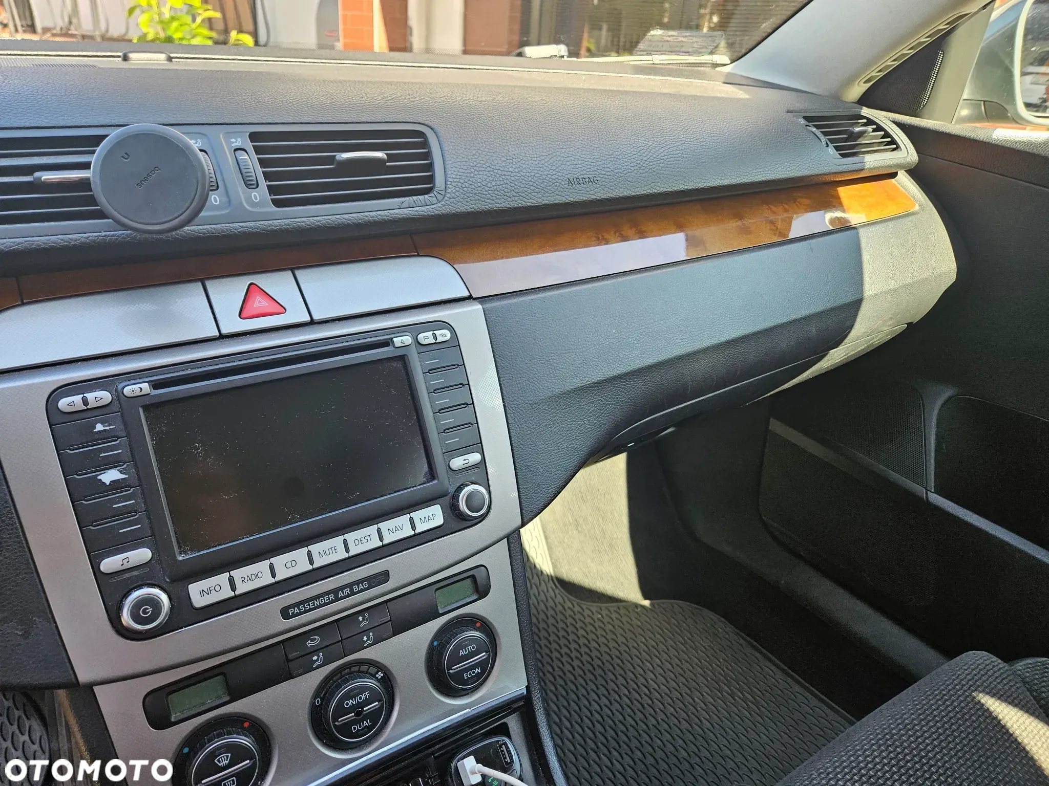 Volkswagen Passat 2.0 TDI Comfortline - 10