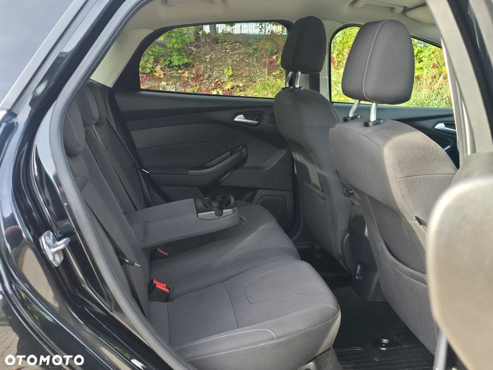 Ford Focus - 13