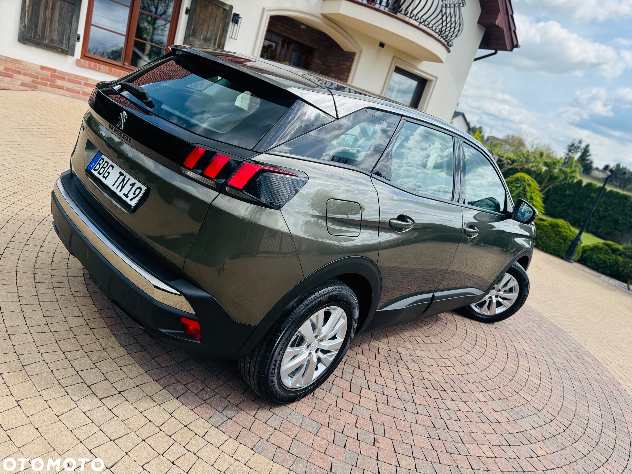 Peugeot 3008 1.5 BlueHDi Allure Pack S&S EAT8 - 36