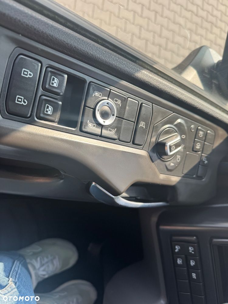 Scania G410 G 410 RETARDER KONTRAKT z kurierki - 27