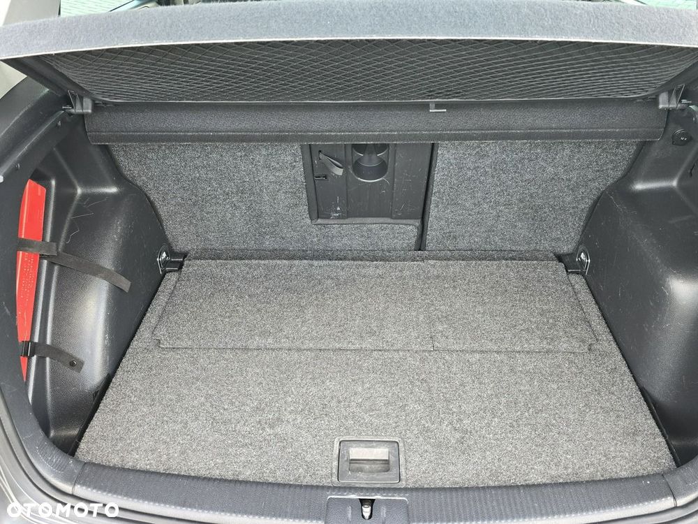 Volkswagen Golf Plus - 19