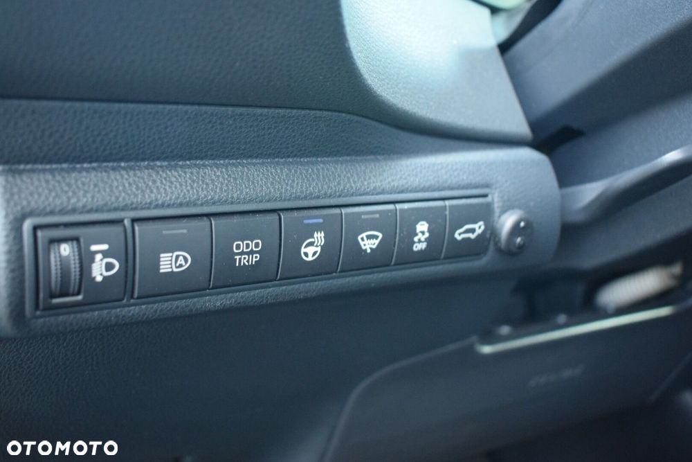Toyota Corolla 2.0 Hybrid GR Sport Dynamic - 16