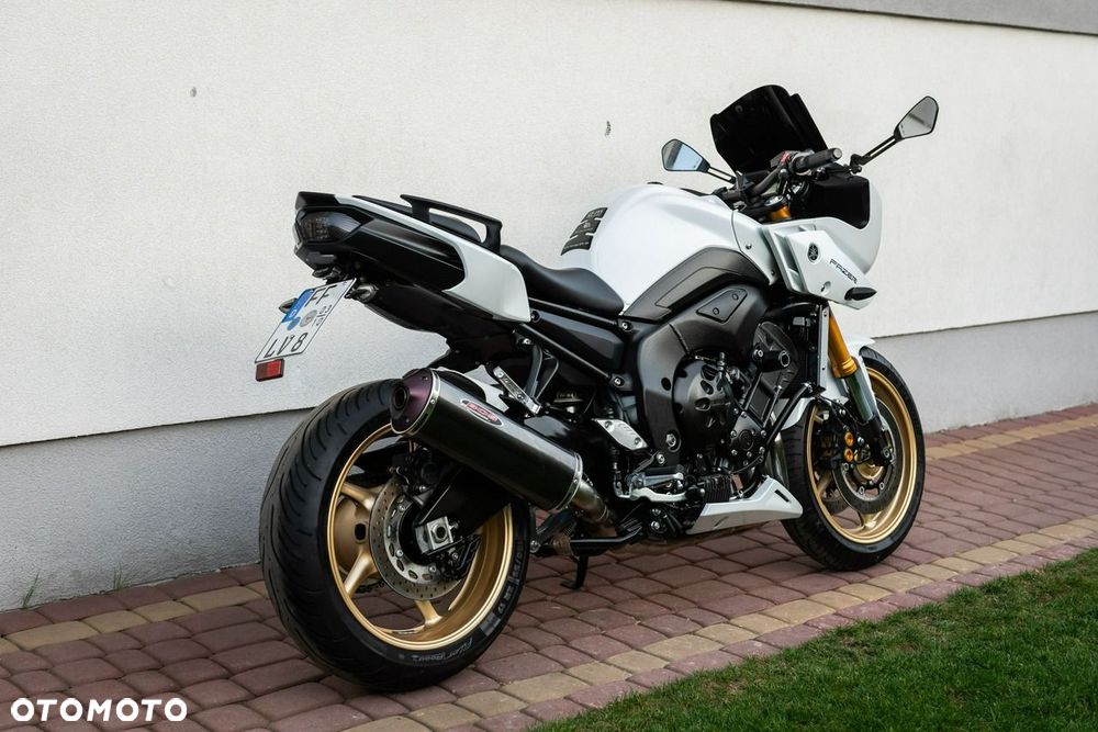 Yamaha FZ - 4