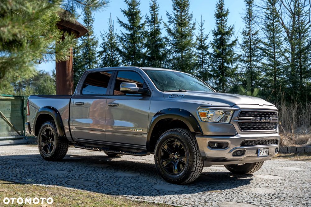 RAM 1500 5.7 Crew Cab Bighorn - 11