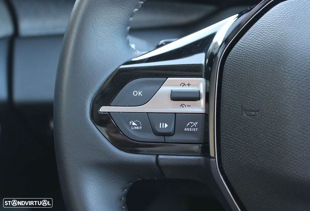 Peugeot 308 1.6 Hybrid Allure Pack e-EAT8 - 22