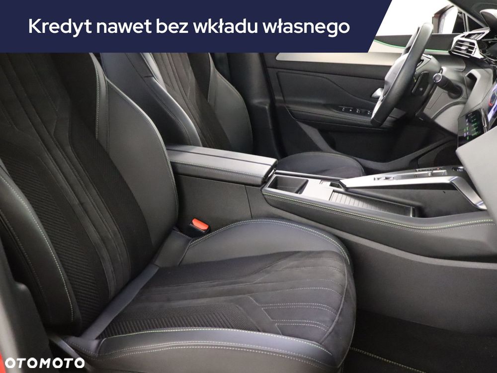 Peugeot 408 - 11