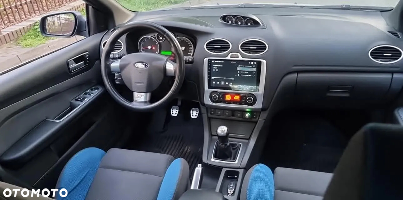 Ford Focus 2.5 ST - 6