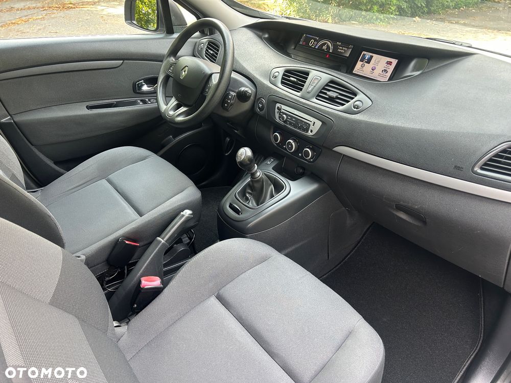 Renault Scenic 1.6 16V 110 TomTom Edition - 17