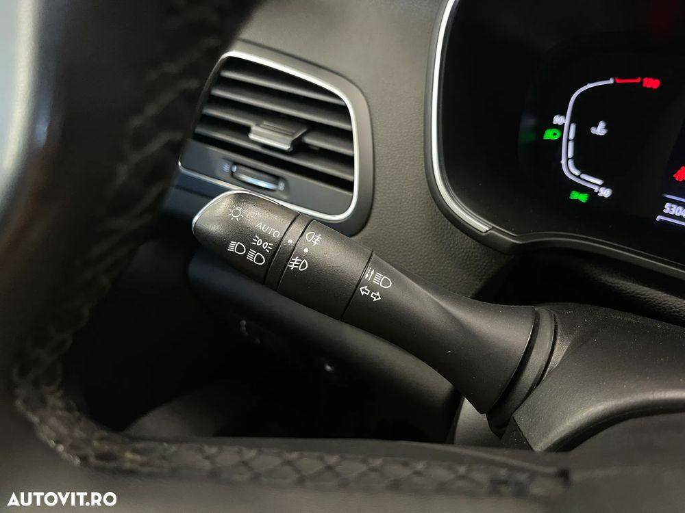 Renault Megane TCe 140 GPF Equilibre - 20