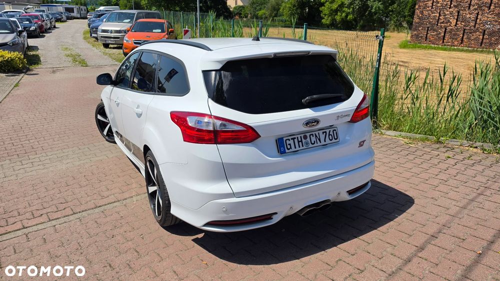 Ford Focus SW 2.0 EcoBoost ST Leather Sport Pack - 22