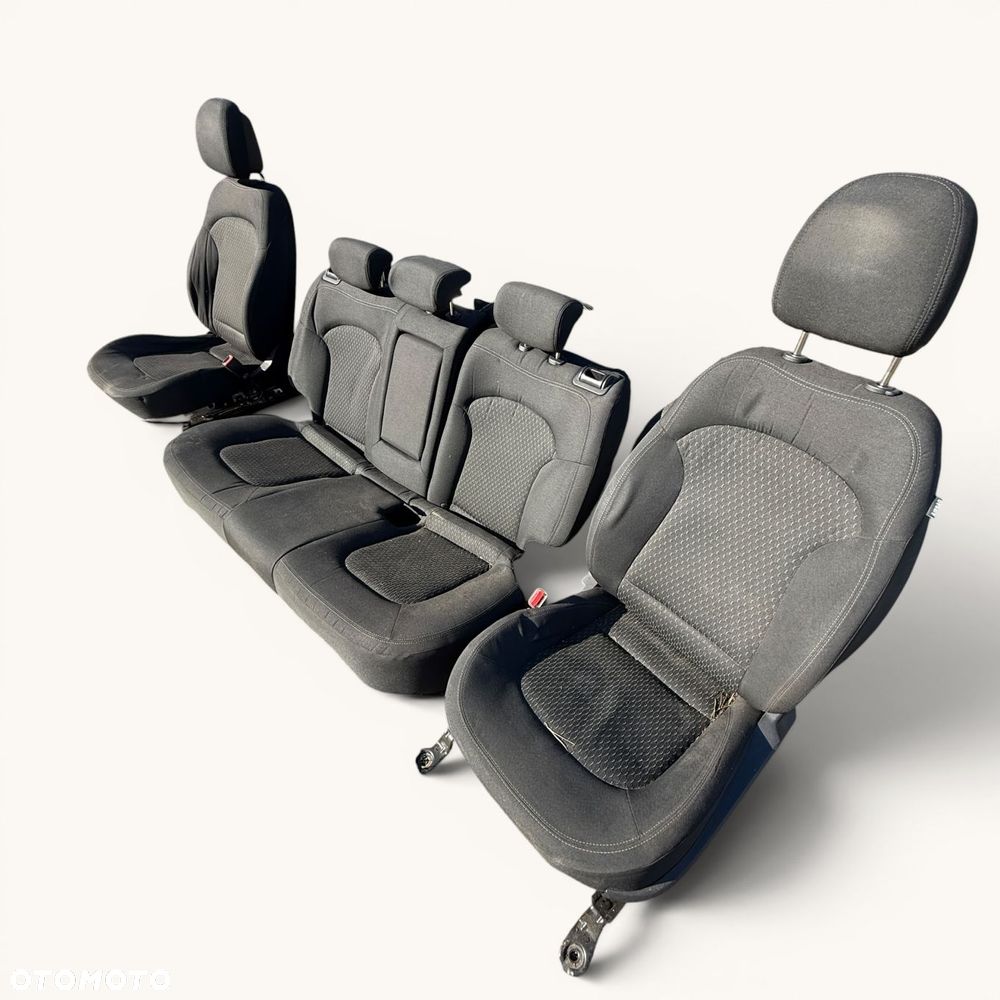 Fotele Kanapa komplet Hyundai IX35 2013r - materiałowe UK - 1000zł komplet - 3
