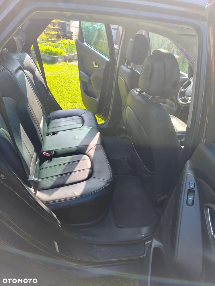 Hyundai ix35 2.0 CRDi 4WD Automatik Premium - 8