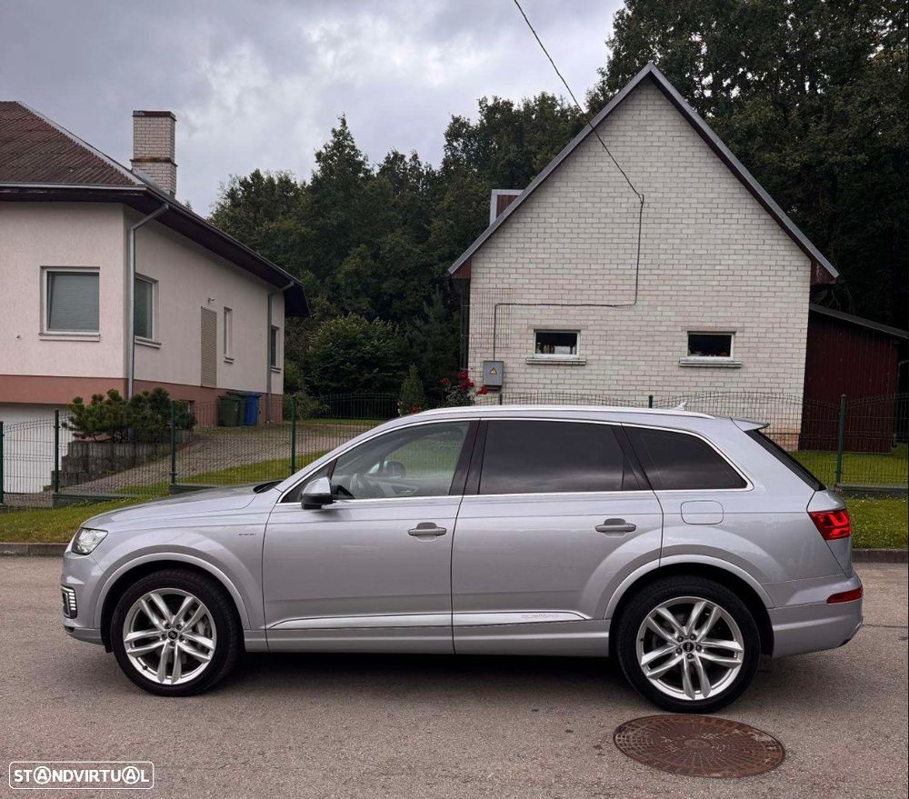 Audi Q7 3.0 TDI E-tron quattro S-line Tiptronic - 7
