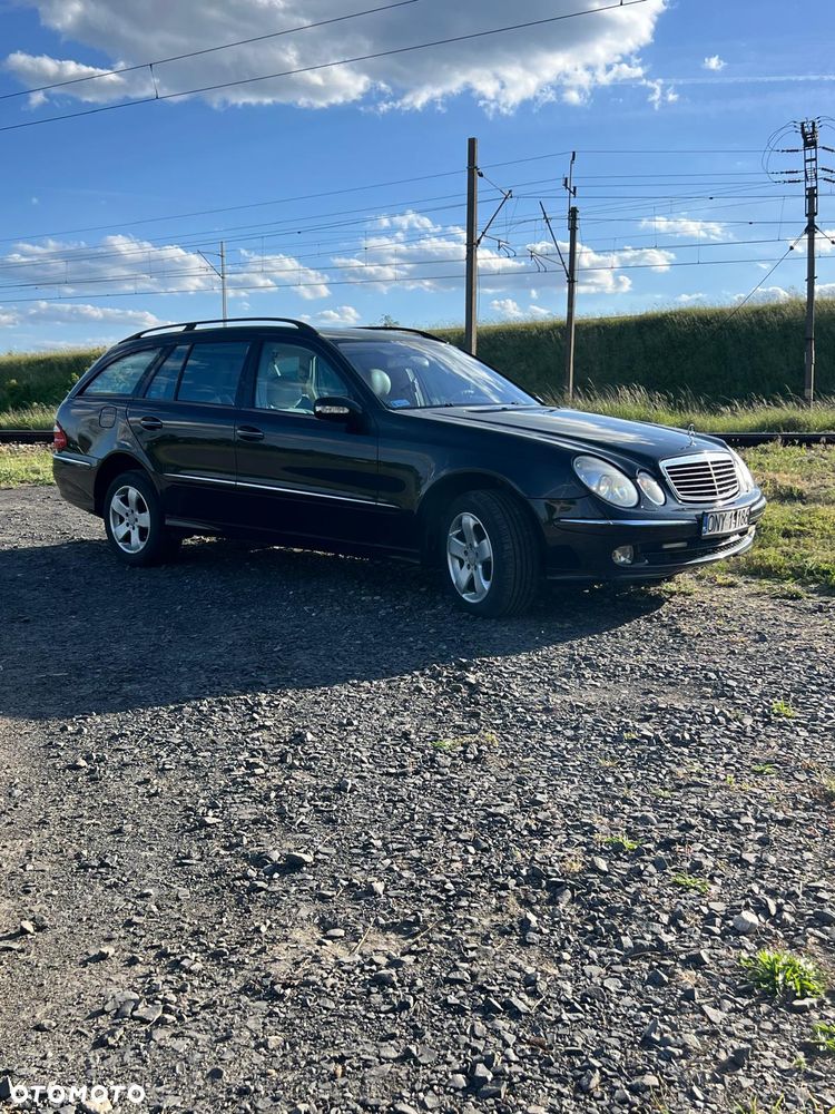 Mercedes-Benz Klasa E 320 4-Matic T Avantgarde - 1