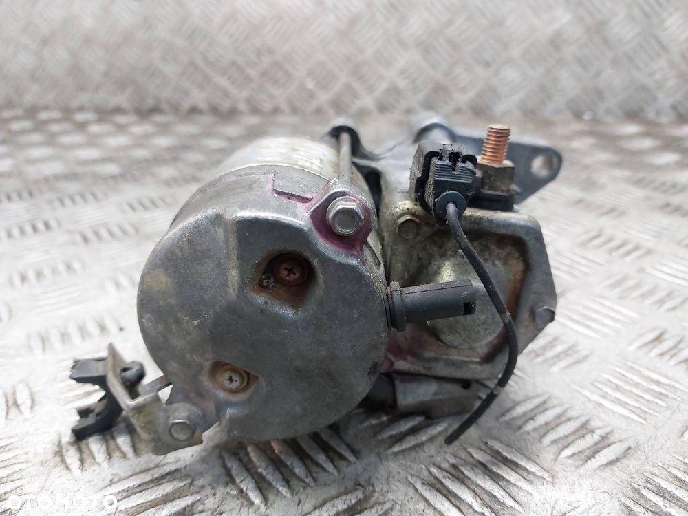 ROZRUSZNIK TOYOTA YARIS I 1.4 D4D 28100-33050 428000-0570 - 3