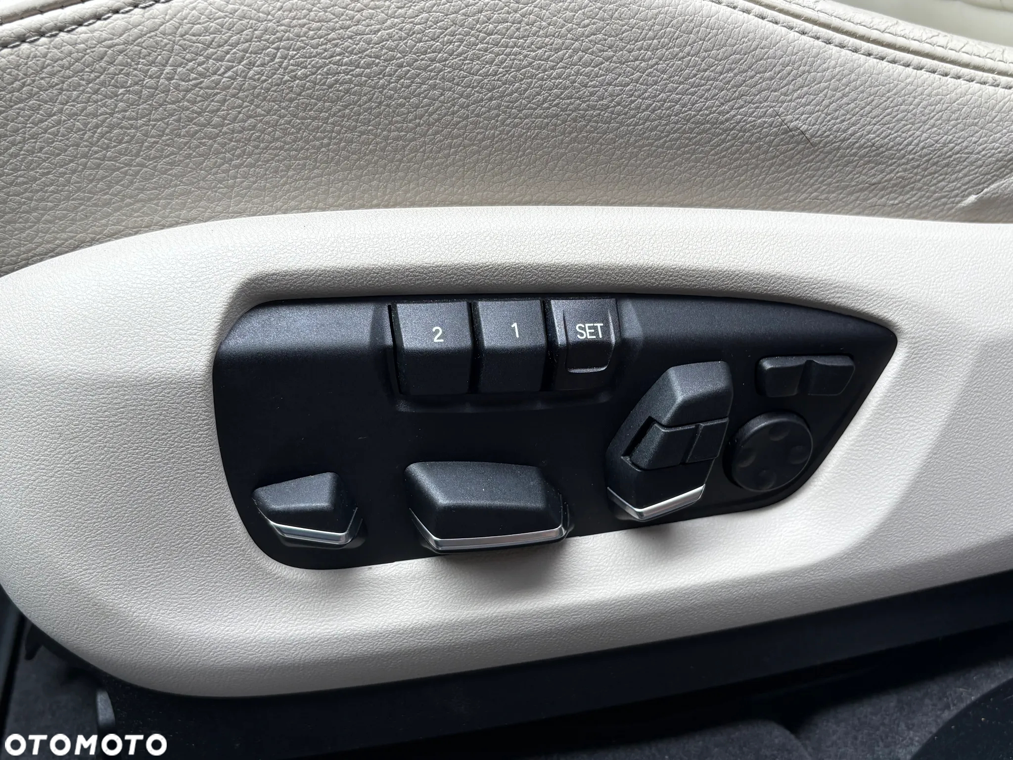 BMW X5 M M50d - 11