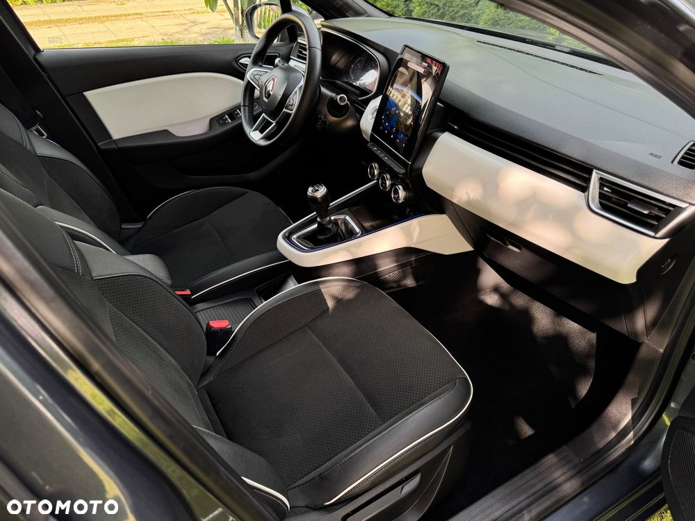 Renault Clio TCe 100 INTENS - 10