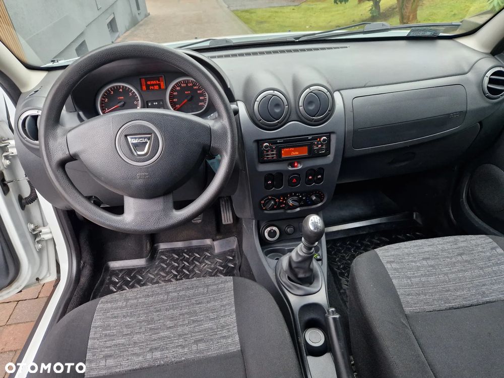 Dacia Duster 1.6 16V 105 4x4 Laureate - 7