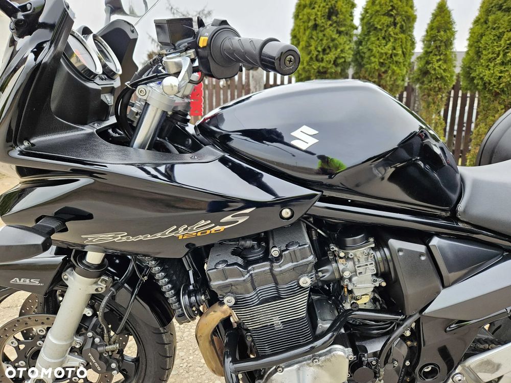 Suzuki Bandit - 11