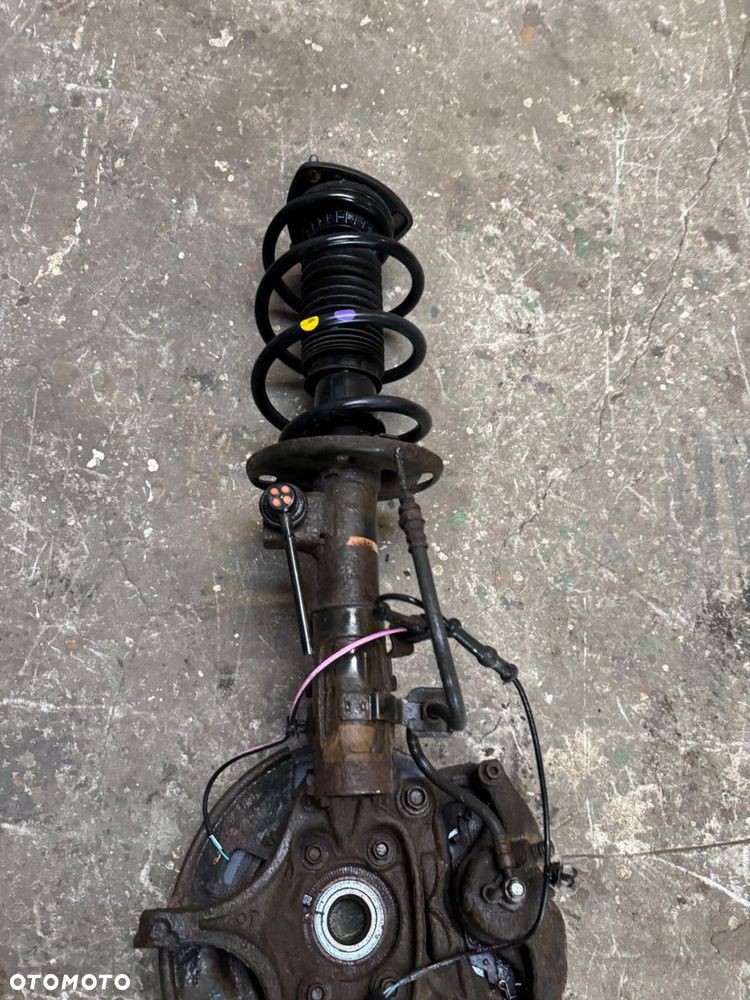 zwrotnica mcpherson lewy przód mazda 3 iv bm 2013-2017 2.2 2.0 - 5