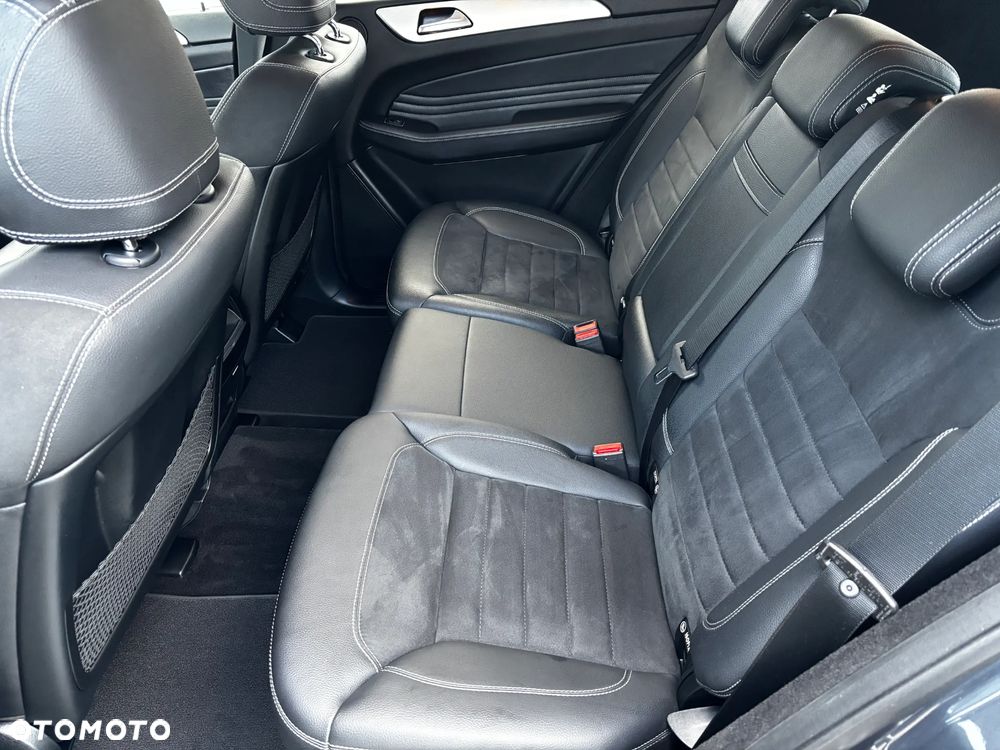 Mercedes-Benz ML 250 BlueTEC 4MATIC 7G-TRONIC - 24