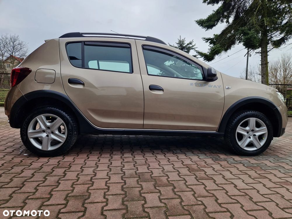 Dacia Sandero Stepway 0.9 TCe Laureate S&S - 6