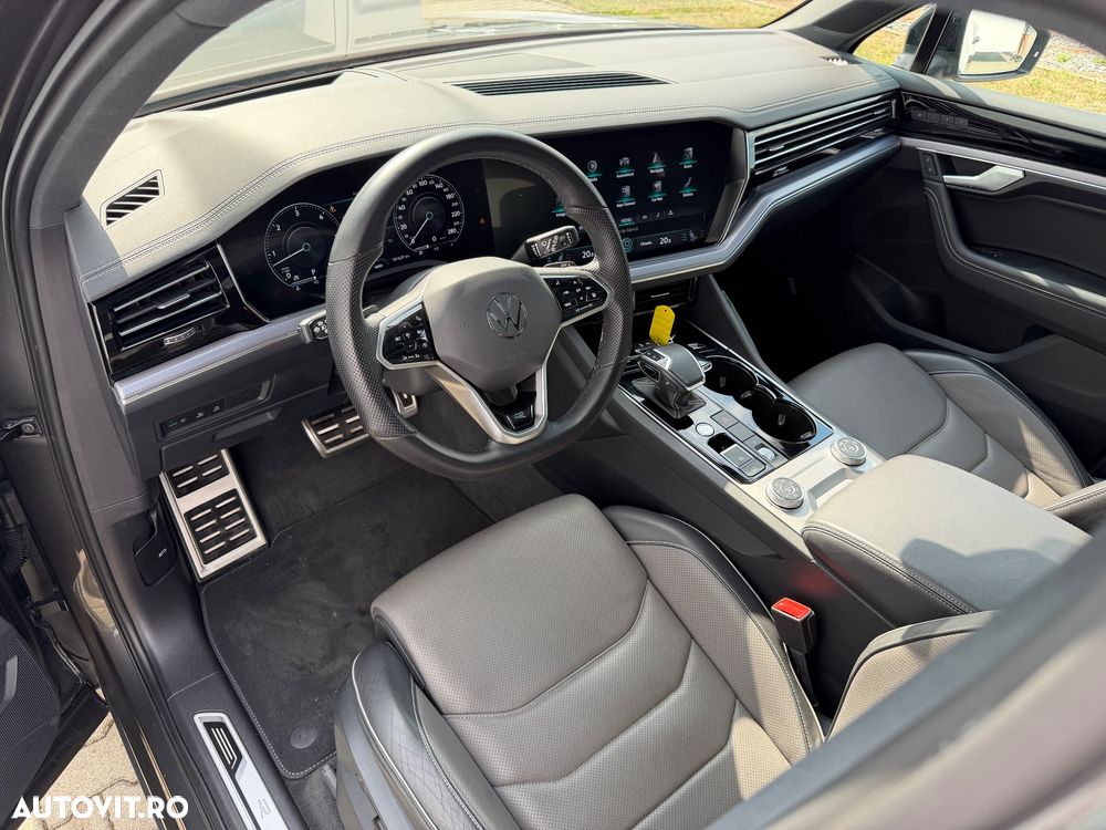 Volkswagen Touareg 3.0 V6 TDI 4Motion DPF Automatik R-Line - 16
