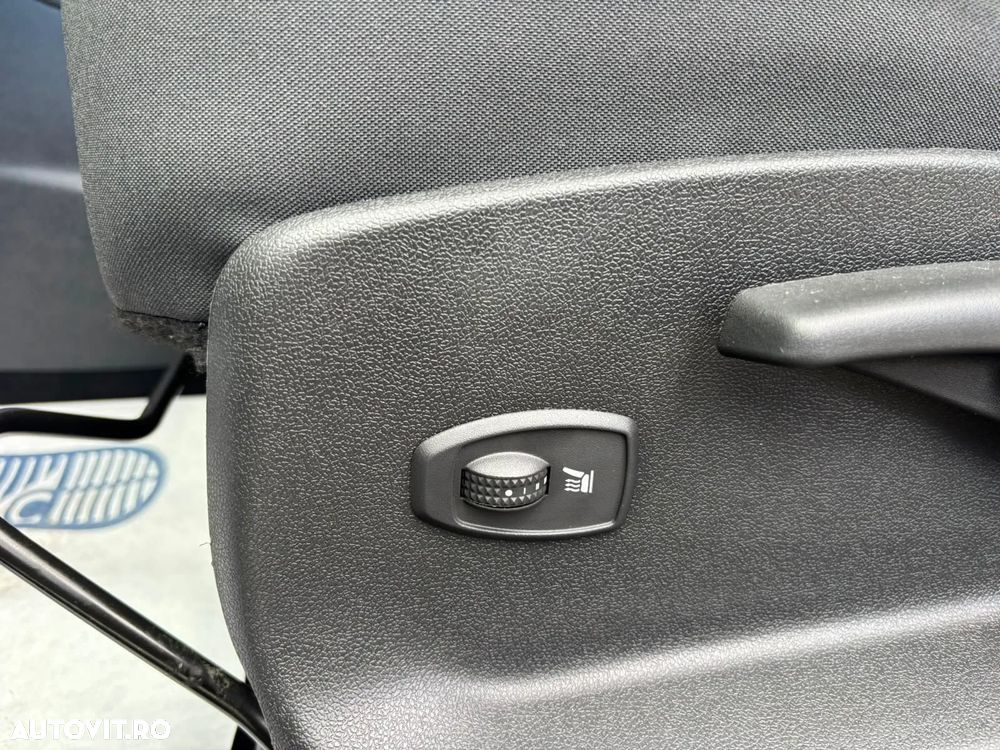 Renault Scenic - 28