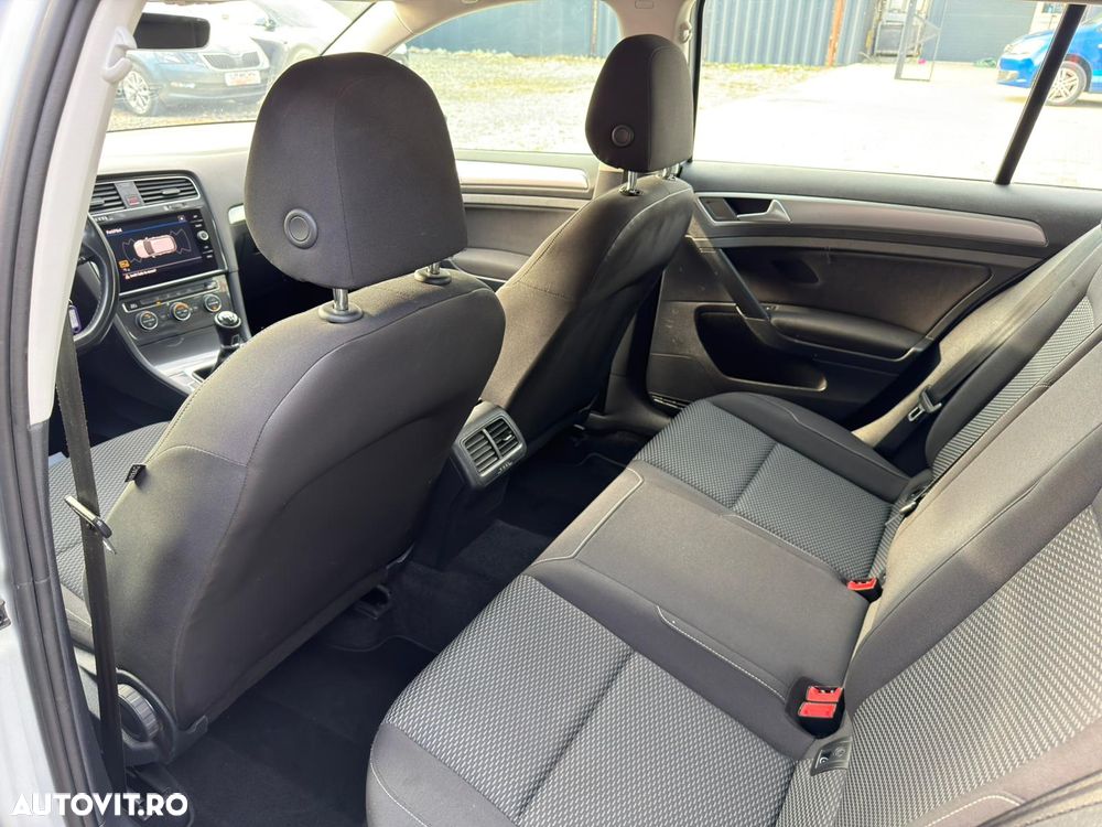 Volkswagen Golf 1.6 TDI SCR Comfortline - 13