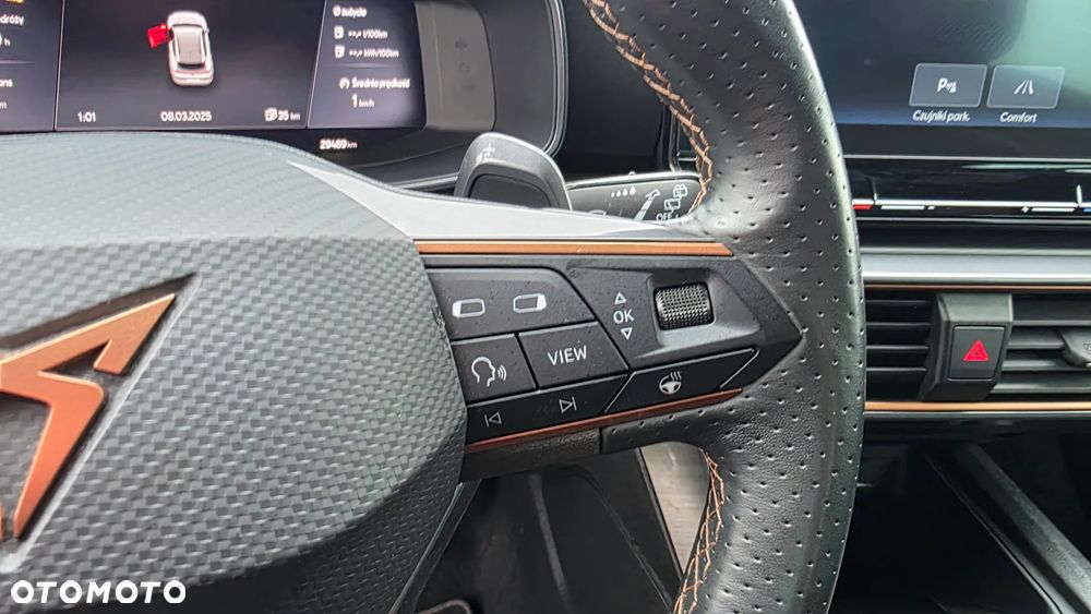 Cupra Formentor 1.4 e-Hybrid DSG - 17