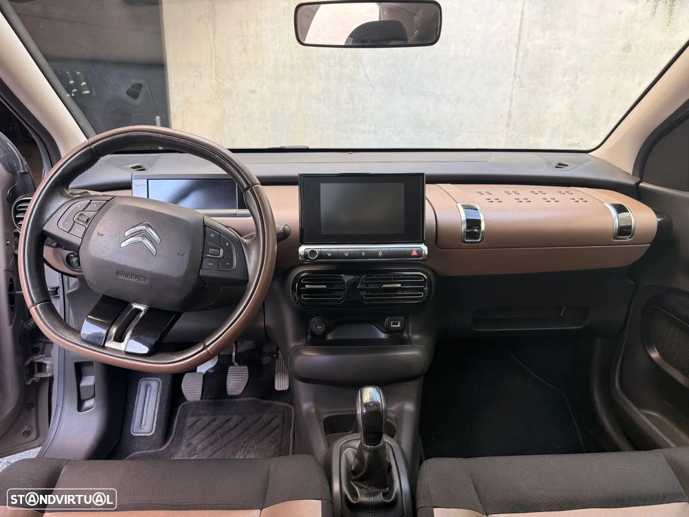 Citroën C4 Cactus 1.2 PureTech Shine - 2