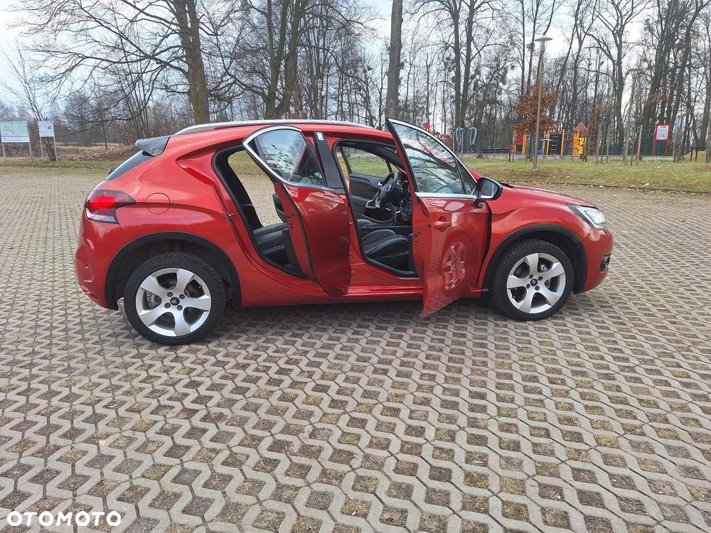 Citroën DS4 1.6 e-HDi SoChic MCP - 21