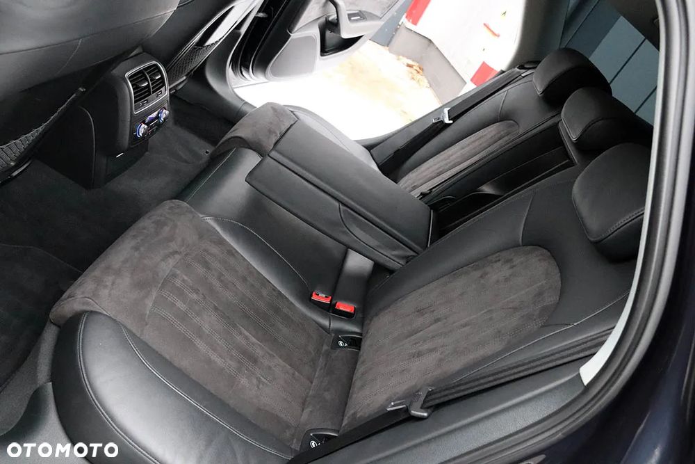 Audi A6 Avant 2.0 TDI Ultra S tronic - 30