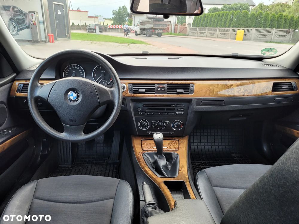 BMW Seria 3 - 8
