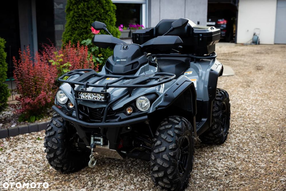Can-Am Outlander - 1