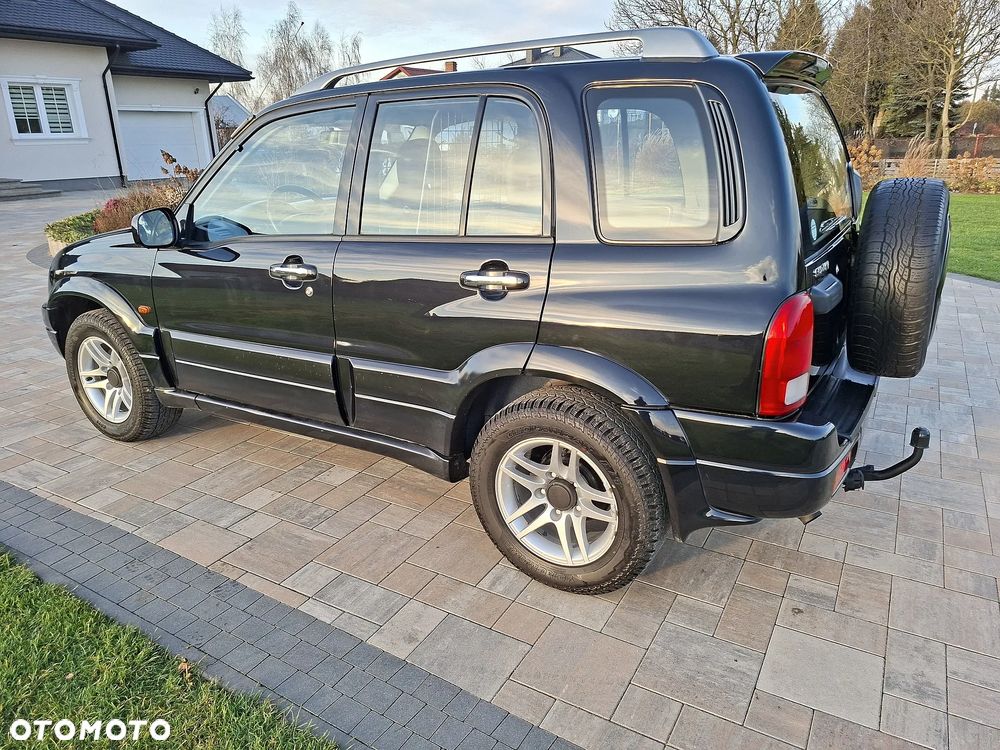 Suzuki Grand Vitara V6-2.5 Automatik Limited - 3